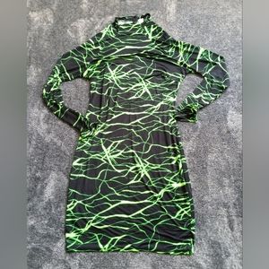 Kimcine Curve black and neon green high neck dress